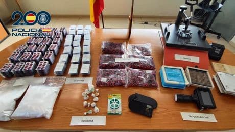 Detienen a un hombre por vender cocaína y descubren su negocio de falsos fármacos para la disfunción eréctil en Valencia