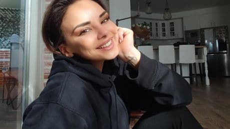 Chenoa (50 años) sobre el ejercicio con pesas: "Cuando empiezas a ver que marcas un poquito te motiva para seguir"