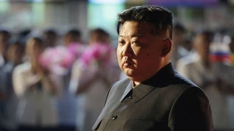 Nordkoreanerin verklagt in historischem Akt Kim Jong Un wegen Misshandlungen