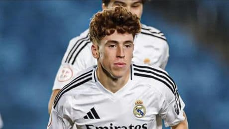 Quién es Víctor Muñoz, el canterano del Real Madrid que debutó en El Clásico y recibió una lluvia de insultos en redes