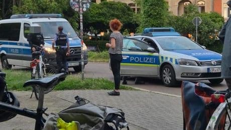 7 Teilnehmer in Halle wurden getroffen - Unbekannter schießt auf Rad-Demonstranten