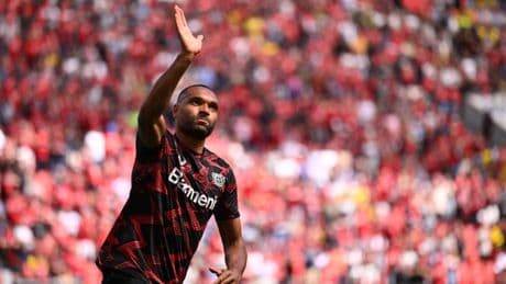 Fußball-Transferticker: Tah zum Medizincheck bei den Bayern