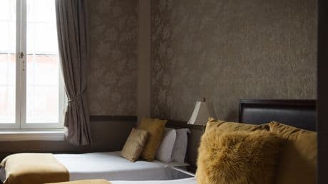 2 Books About Hotel Life
