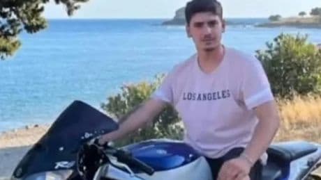 Parkta silahlı saldırıya uğrayan 20 yaşındaki genç, yaşamını yitirdi