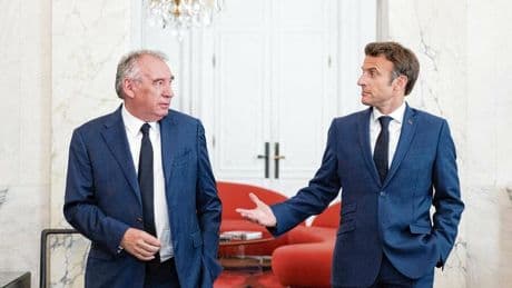 Frankreich: Regierungskrise in Frankreich wird teuer – Wirtschaft könnte schrumpfen