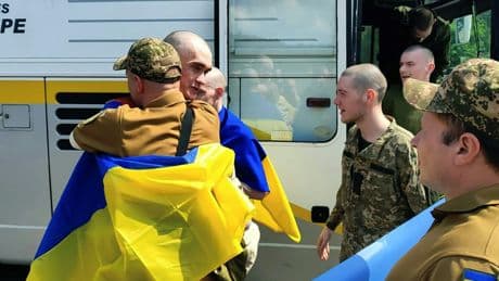 Guerre en Ukraine : 66e échange de prisonniers de guerre, à l'issue des négociations d'Istanbul