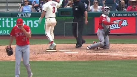 Fuming Bryce Harper dismissively waves off umpire after brutal strike three call in Phillies loss