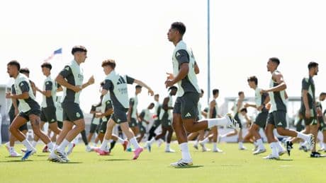 La 'pequeña Valdebebas' del Madrid en Miami para "hacer equipo": un búnker en el que construyó un gimnasio gigante, puso césped para los campos...