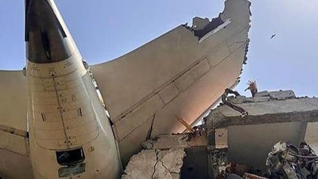 Hindistan'da meydana gelen uçak kazasında ölenlerin sayısı 270'e yükseldi