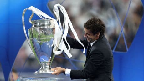 Bir efsane daha Real Madrid'den ayrıldı