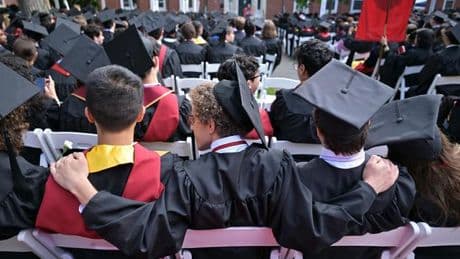 Der US-Überblick am Morgen: Gericht setzt Harvard-Visastopp aus, USA sanktionieren Richterinnen
