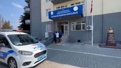 Tekirdağ'da polisin üzerine araç süren şahıs tutuklandı