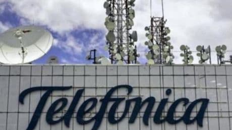 Spagna, nuovo black out: fuori uso i telefoni fissi e il numero di emergenza