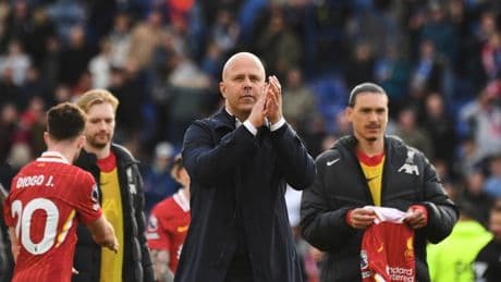 Chelsea vs Liverpool LIVE: Team news with Premier League champions to receive guard of honour at Stamford Bridge