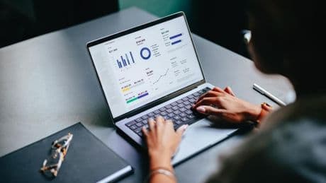 If I Share My Job With AI, What Happens?