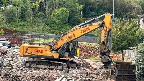 Tower block at Scots 'Chernobyl' estate pulled down as demolition continues