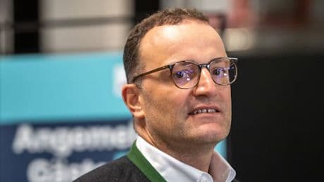 „Wir werden aus Sozialdemokraten keine Christdemokraten machen, auch nicht umgekehrt“, sagt Spahn