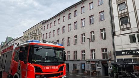 Evakuierung in Berlin-Mitte: Fünfstöckiges Haus akut einsturzgefährdet