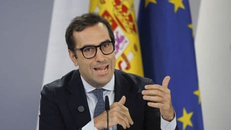 El Gobierno supera el optimismo de los analistas y eleva el avance del PIB de 2025 al 2,7%