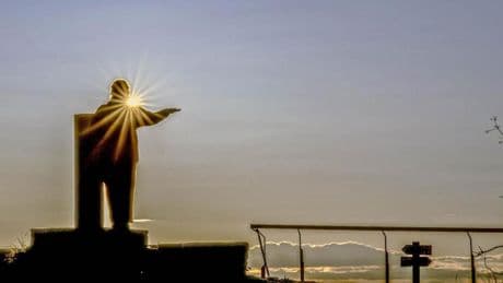 Acariciando el sol en la cima de Els Munts