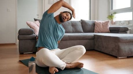People aged in 30s and 40s 'should do four exercises' to stay mobile into 70s