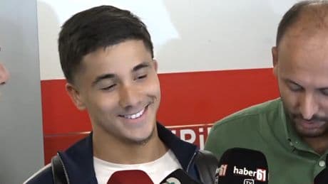 Yeni transfer Bouchouari Trabzon'a geldi