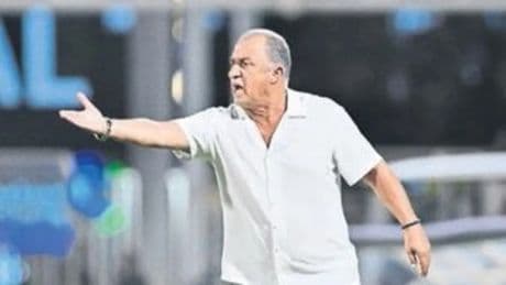 Fatih Terim Demiral’ı mağlup etti