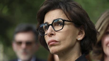Au Festival d’Avignon, la visite de Rachida Dati entre coup de communication et mépris du monde culturel