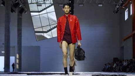 Milano Moda Uomo: l’uomo Prada è in coulotte