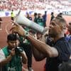 Patrick Kluivert plaatst zich met benauwde zege op China voor volgende fase WK-kwalificatie