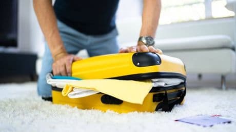 Holidaymakers told to attach £4 item to suitcase this summer