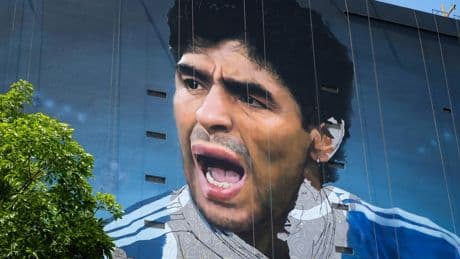 Mort de Diego Maradona : une convalescence à domicile «n’était pas une option valide» selon un nouveau témoignage