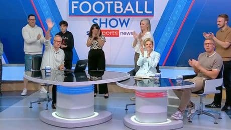 Sky Sports news presenter Rob Wotton has tearful farewell on final show