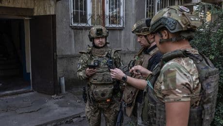 Rettungsmission: Verwundete Ukrainer versteckten sich drei Jahre lang auf feindlichem Gebiet