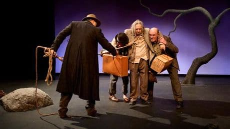 Au Festival « off » d’Avignon, dans « En attendant Godot », une paire de clodos fraternels en miroir inversé du rapport maître-esclave