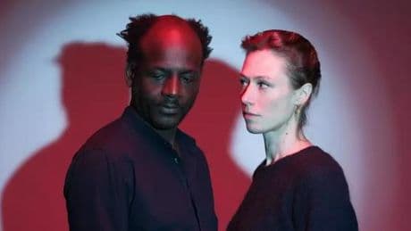 Au Festival « off » d’Avignon, « Peu importe » ou l’anatomie d’un couple sur fond de capitalisme