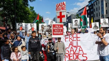 Konflikt in Nahost: Über tausend Teilnehmer bei Pro-Palästina-Demo in Hamburg