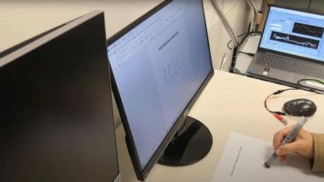 Un lápiz con IA logra detectar la enfermedad de párkinson a partir de la escritura a mano