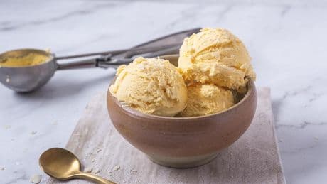 Bego, 'La Ordenatriz’, experta en limpieza: “Los engorrosos lamparones del helado tenemos que tratarlos como si fueran manchas de grasa, con jabón de manos y bicarbonato”