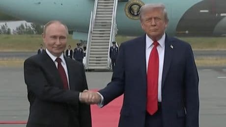 Son dakika haberi... Trump - Putin zirvesi başladı... İşte ilk görüntüler