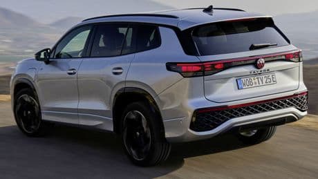 Volkswagen Tayron, più spazio per tutti. Il Suv anche a 7 posti ha motori mild hybrid e plug-in