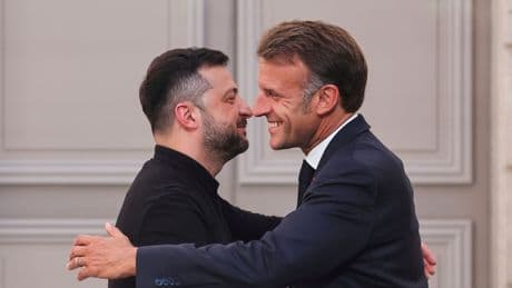 Macron: 26 Länder im Fall eines Waffenstillstands zu Entsendung von Truppen bereit