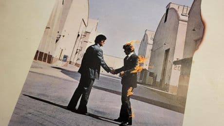 Muere Ronnie Rondell, el 'Hombre en llamas' de la portada del 'Wish you were here' de Pink Floyd