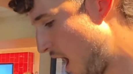 US food critic tastes Toby Carvery roast for first time and compares it to one thing