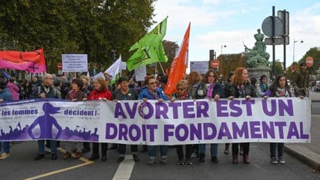 IVG : les médecins plaident (enfin !) pour supprimer la « double clause de conscience »