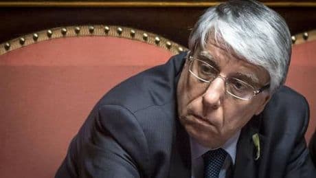 "Pensavo mi avessero rubato l'auto...". La disavventura di Giovanardi