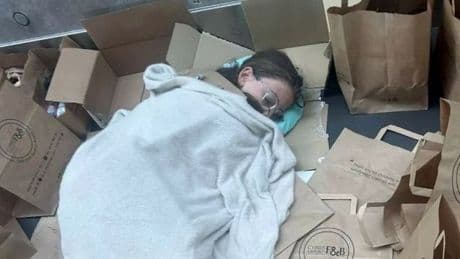Furious TUI holidaymakers 'abandoned' at airport with kids sleeping on floor