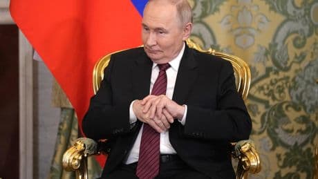 Rusia tacha de "inadmisible" la amenaza de sanciones europeas y evita comentar la propuesta de Zelenski de reunirse con Putin