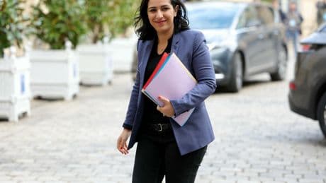 «Il faut arrêter d’exclure les enfants» : contre la tendance «no kids», Sarah El Haïry appelle à la «mobilisation»