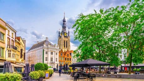 Un nuevo motivo para viajar a Flandes: un sorprendente museo de artes visuales acaba de abrir sus puertas